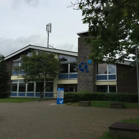 Lüks kamp alanı Rohrenhotel Jugendzentrum Ronneburg (Hessen)